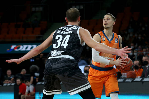 繁调整工资 繁调整工资