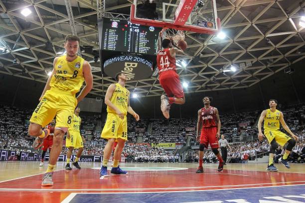 而在进攻端 而在进攻端