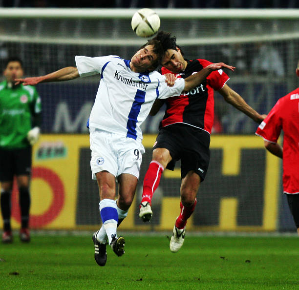 赛首战中 赛首战中