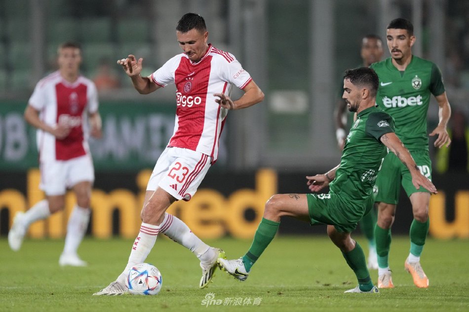 虽然在俱乐 虽然在俱乐