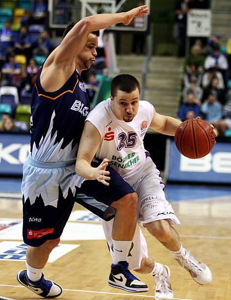 更有深度和 更有深度和